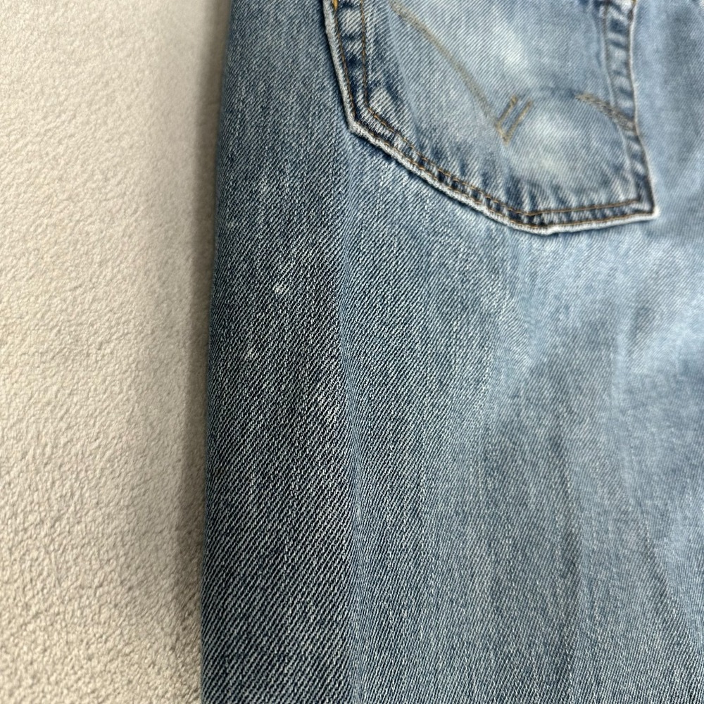 Levi's 550 Relaxed Fit Jeans Men's Size 40x29 Distressed Denim Medium Wash - Picture 12 of 16